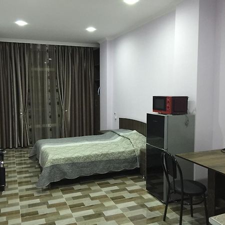 Apartment Pshavela 16 Batoemi Buitenkant foto