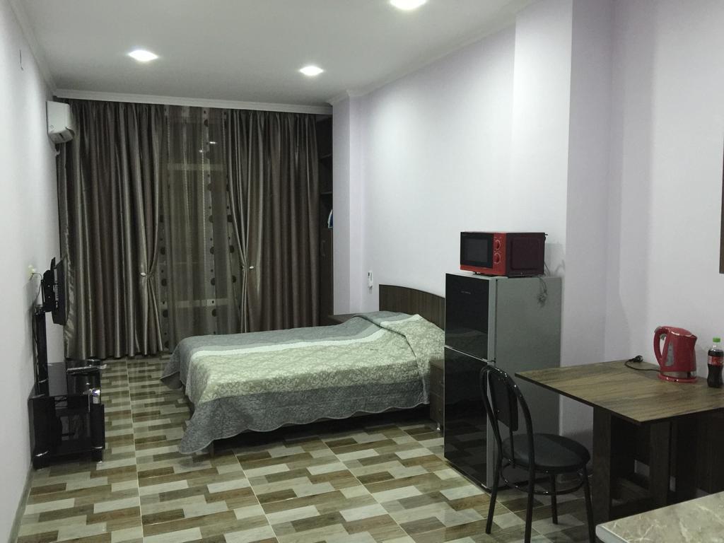 Apartment Pshavela 16 Batoemi Buitenkant foto